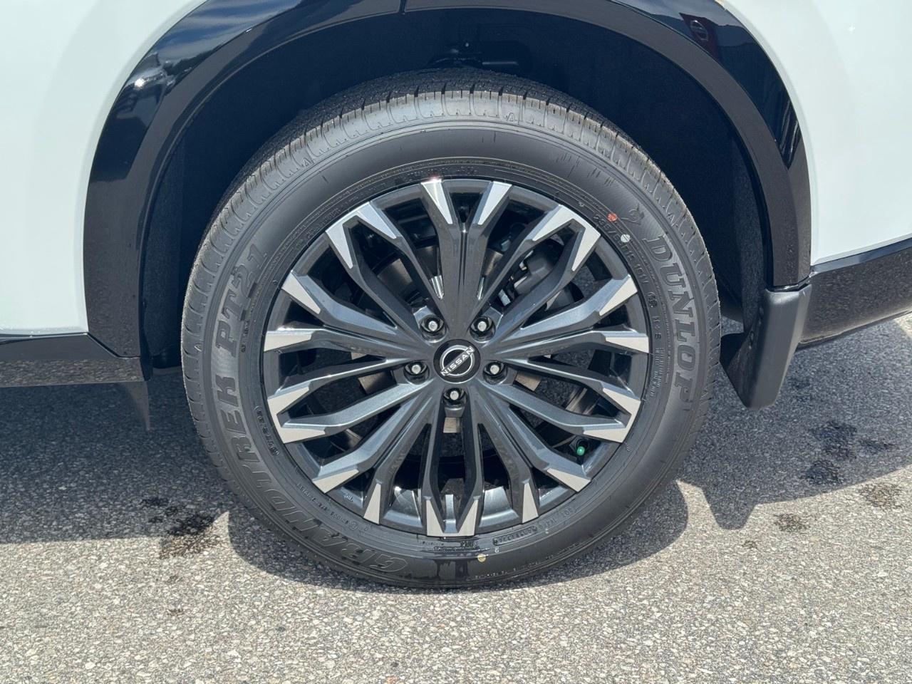 2026 Nissan Rogue AWD Platinum Photo
