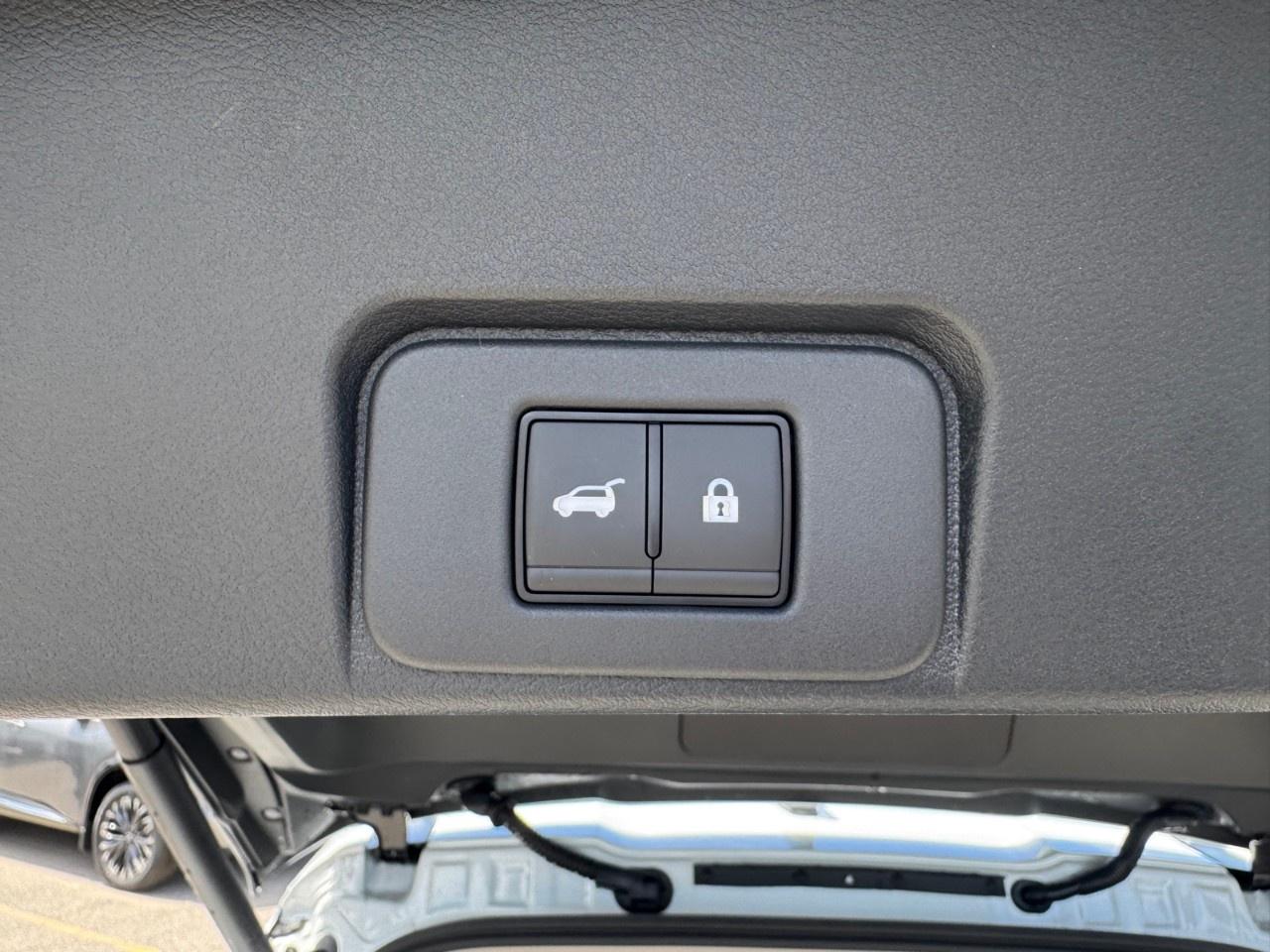 2026 Nissan Rogue AWD Platinum Photo