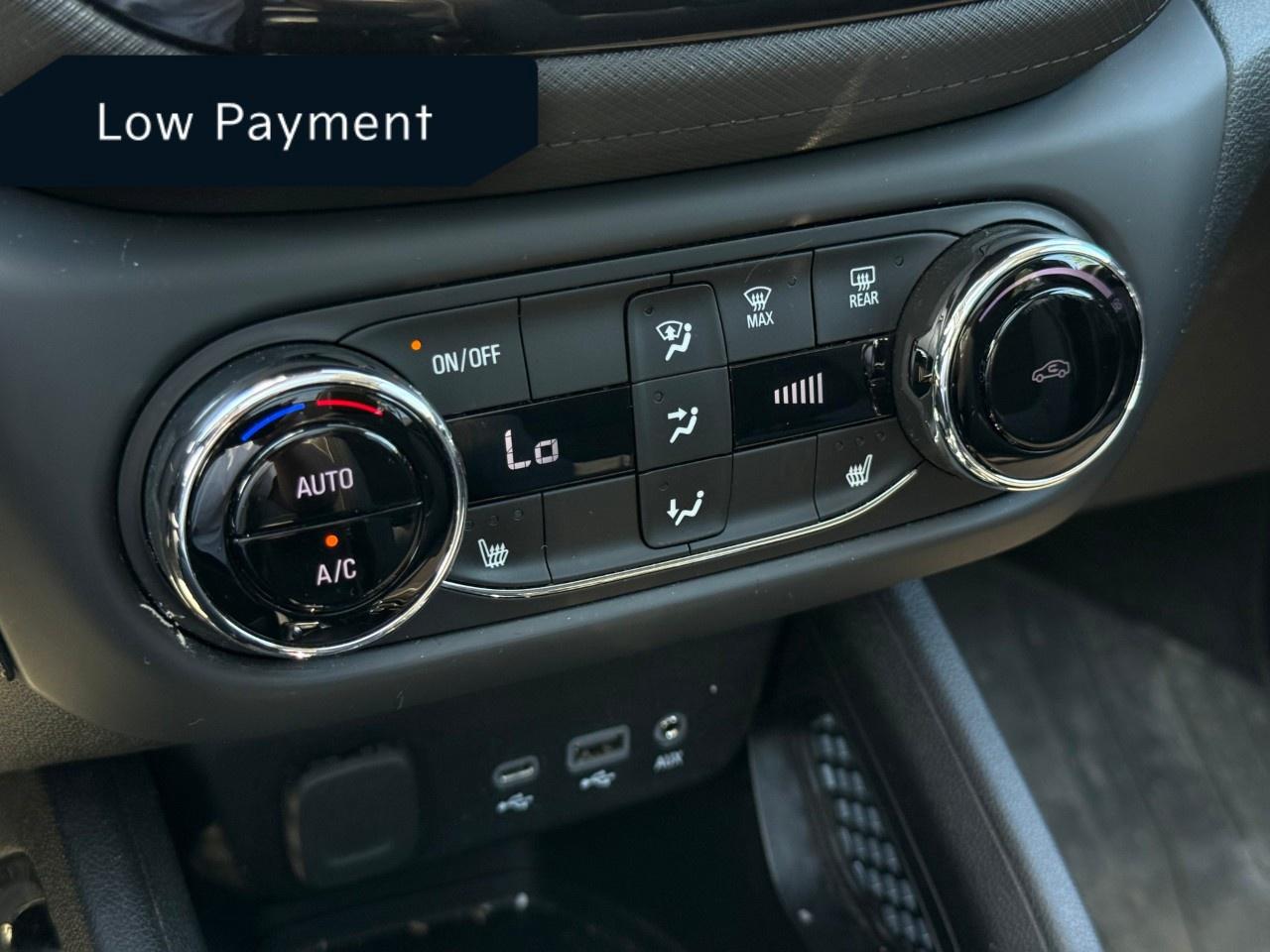 2021 Chevrolet TrailBlazer AWD 4dr LT Photo