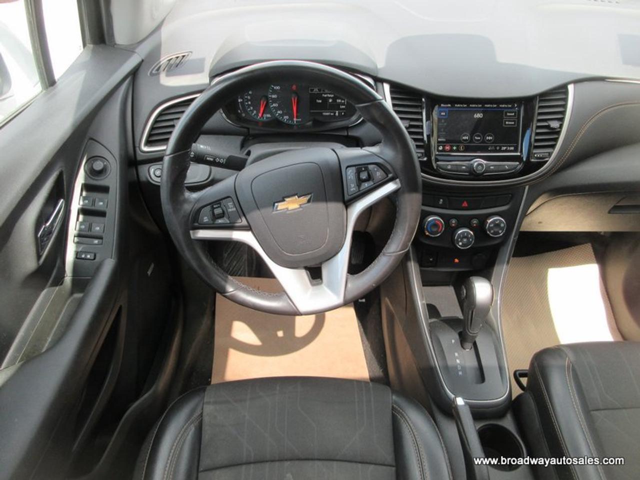 2019 Chevrolet Trax ALL-WHEEL DRIVE LT-PACKAGE 5 PASSENGER 1.4L - DOHC.. POWER SUNROOF.. BACK-UP CAMERA.. BLUETOOTH SYSTEM.. BOSE AUDIO.. KEYLESS ENTRY.. Photo