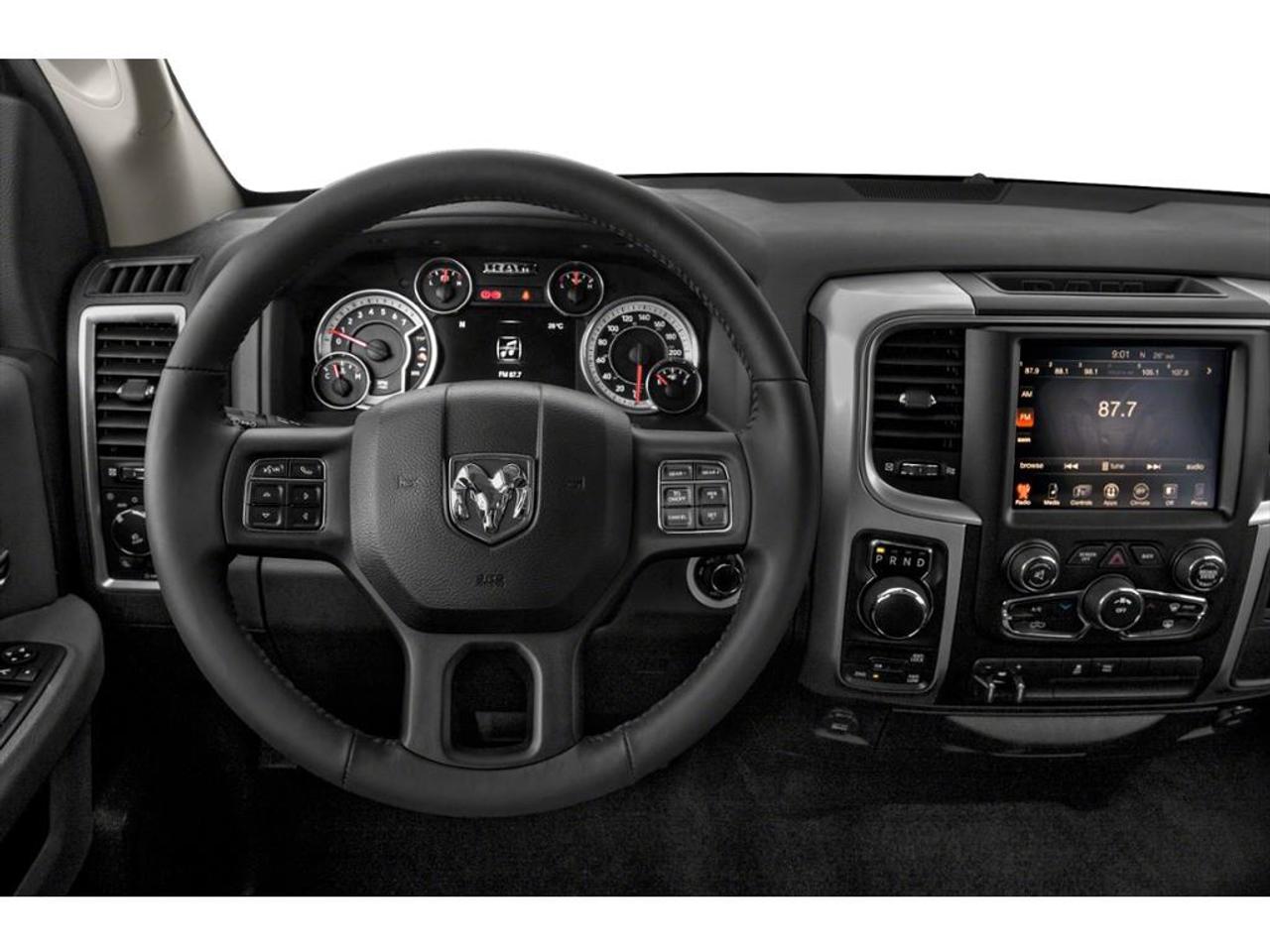 2023 RAM 1500 Classic SLT NAV | APPLE CARPLAY/ANDROID AUTO Photo3