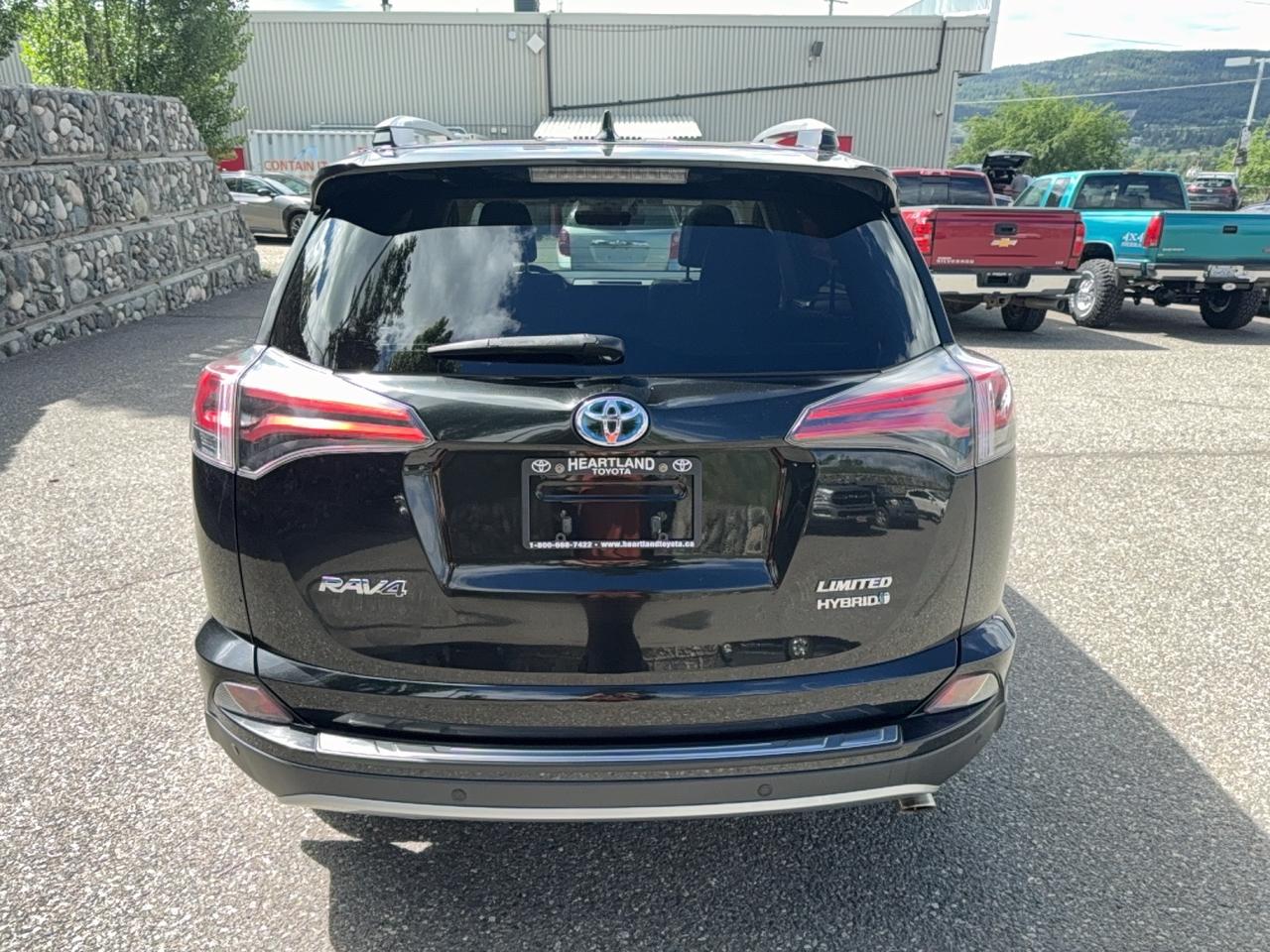2018 Toyota RAV4 LIMITED  Photo