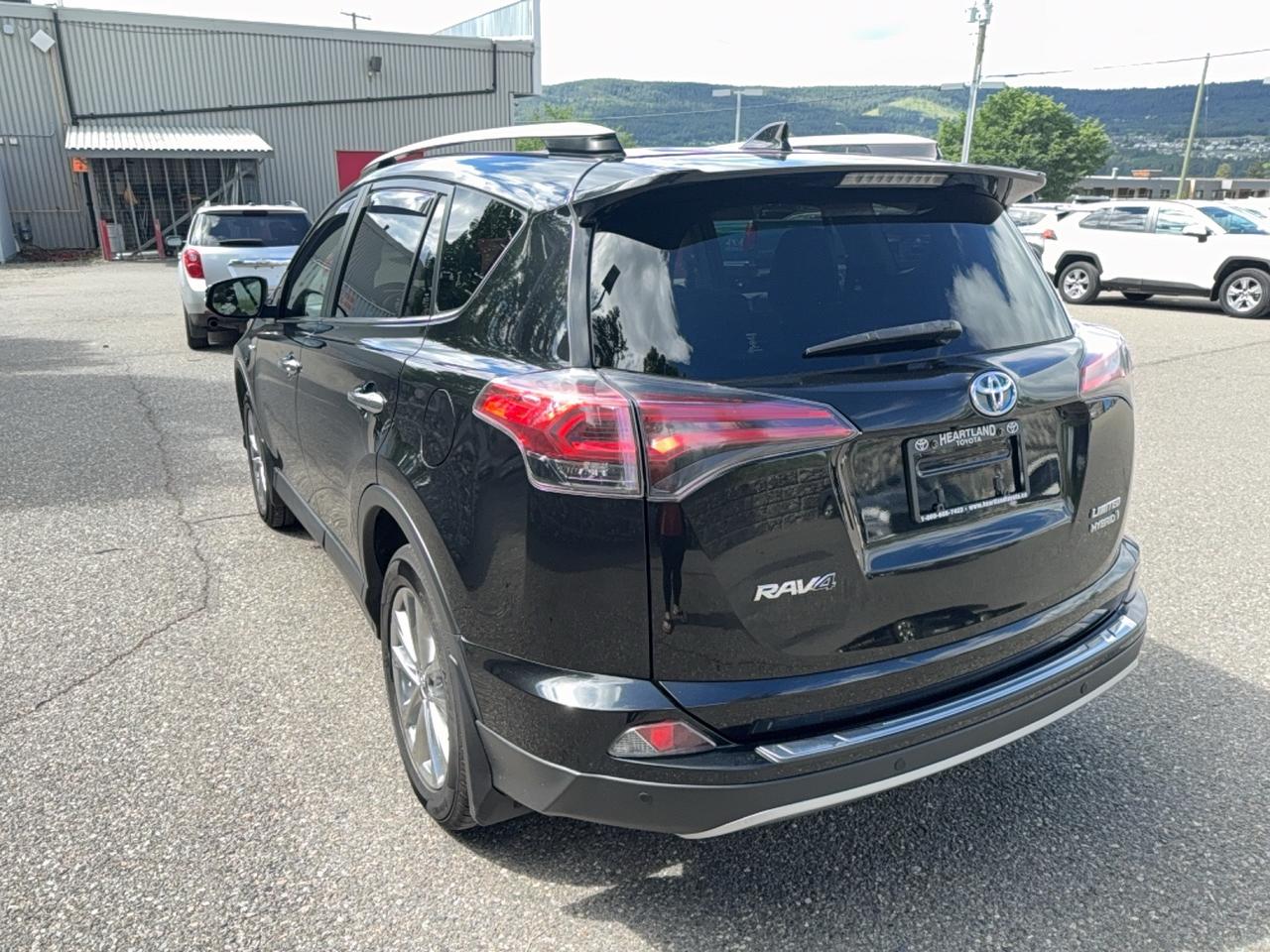 2018 Toyota RAV4 LIMITED  Photo4