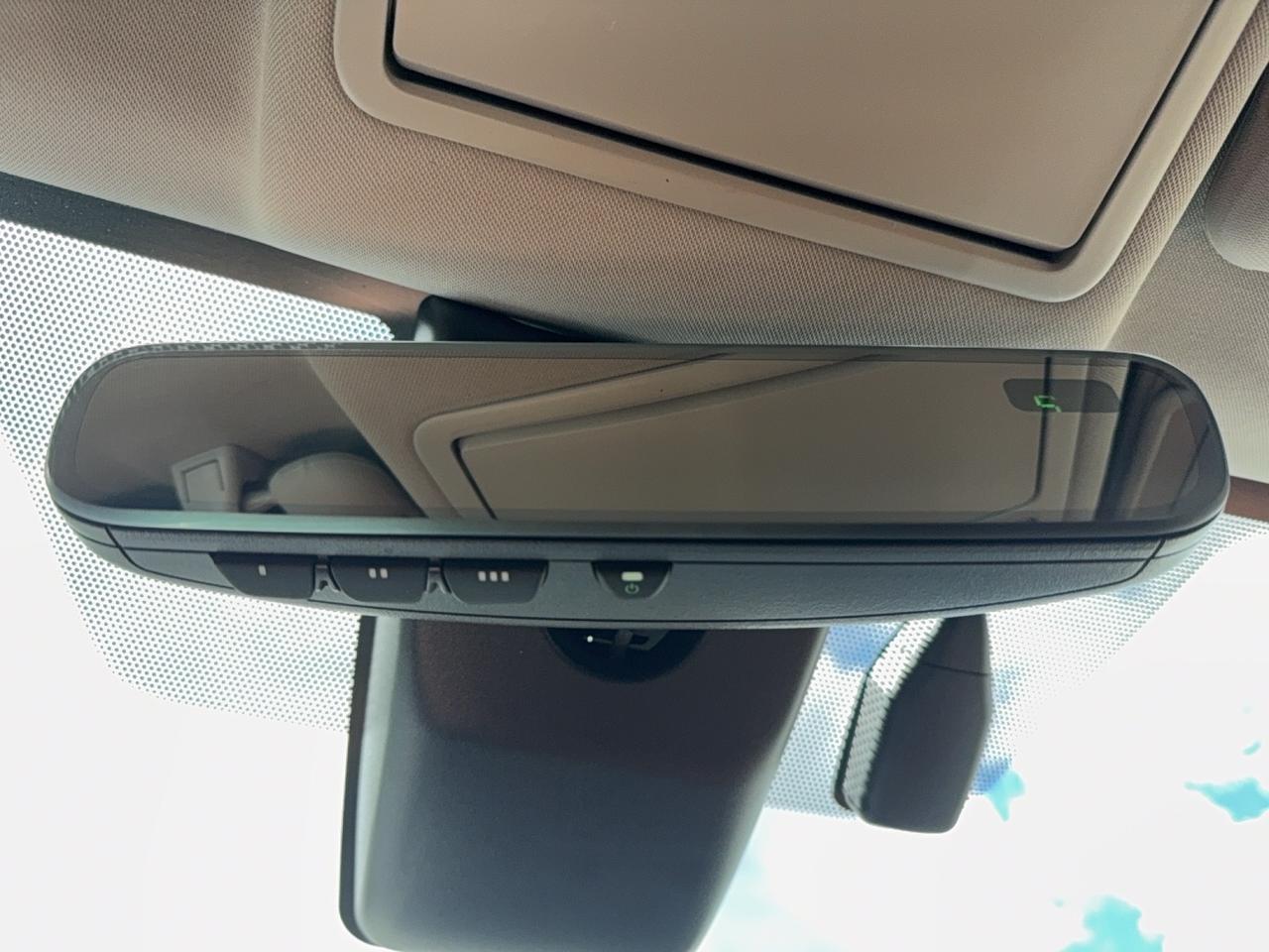 2018 Toyota RAV4 LIMITED  Photo
