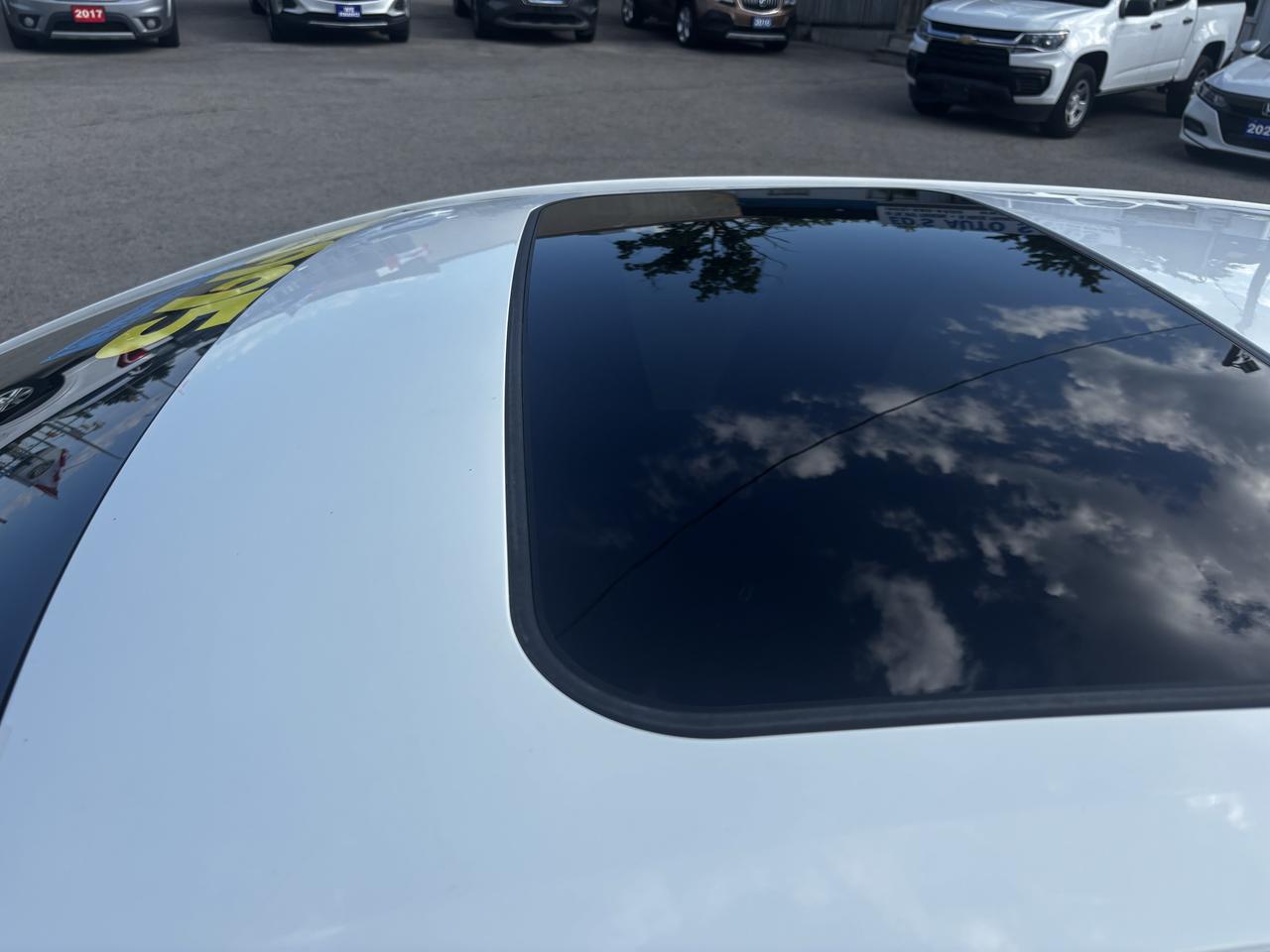 2020 Toyota Corolla SE, Night Shade Edition, Sunroof, Alloys, Photo