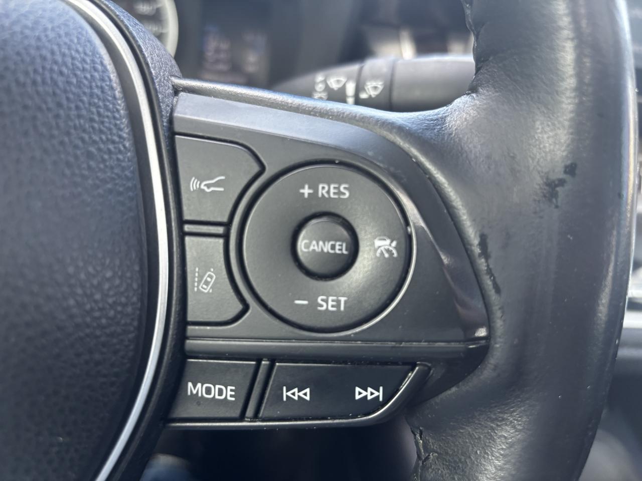 2020 Toyota Corolla SE, Night Shade Edition, Sunroof, Alloys, Photo