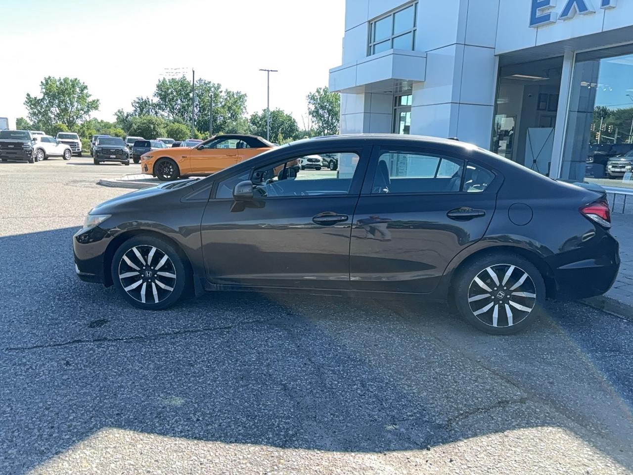 2013 Honda Civic TOURING, SEDAN, LEATHER, AUTOMATIC, AS TRADED! Photo