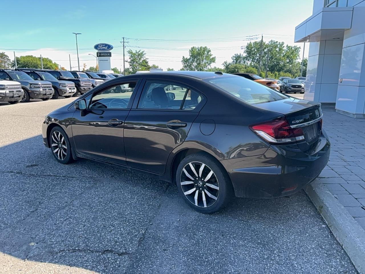 2013 Honda Civic TOURING, SEDAN, LEATHER, AUTOMATIC, AS TRADED! Photo