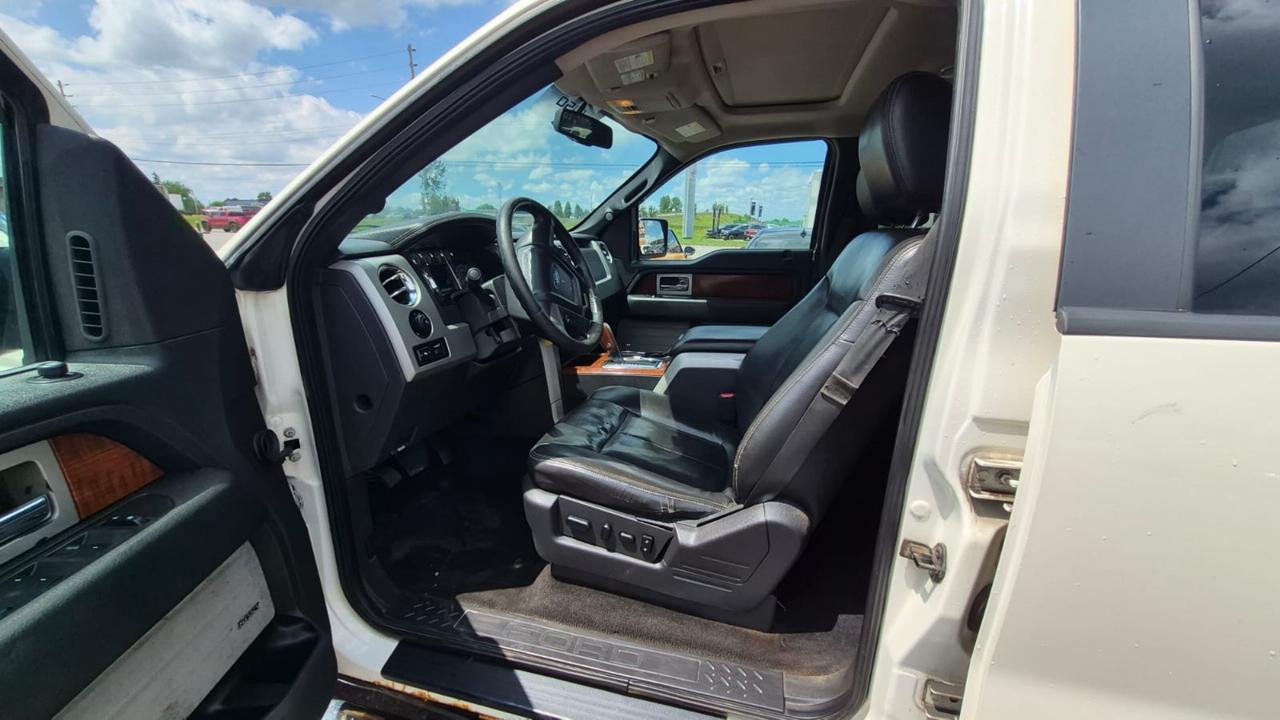 2009 Ford F-150 LARIAT, CREW CAB, 4X4, ONLY 141KMS, AS IS SPECIAL Photo