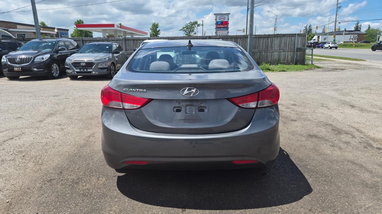 2013 Hyundai Elantra GL, SEDAN, AUTO, ONLY 179KMS, 4 CYL, CERTIFIED Photo