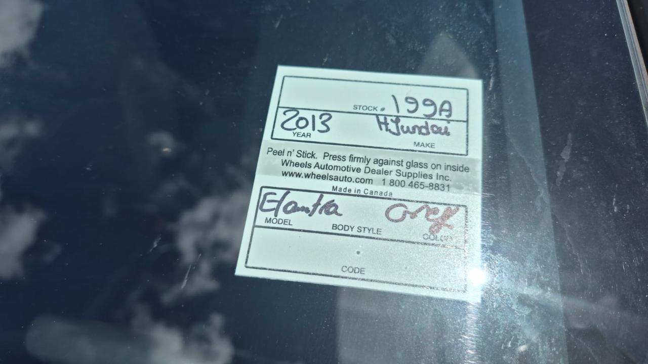 2013 Hyundai Elantra GL, SEDAN, AUTO, ONLY 179KMS, 4 CYL, CERTIFIED Photo