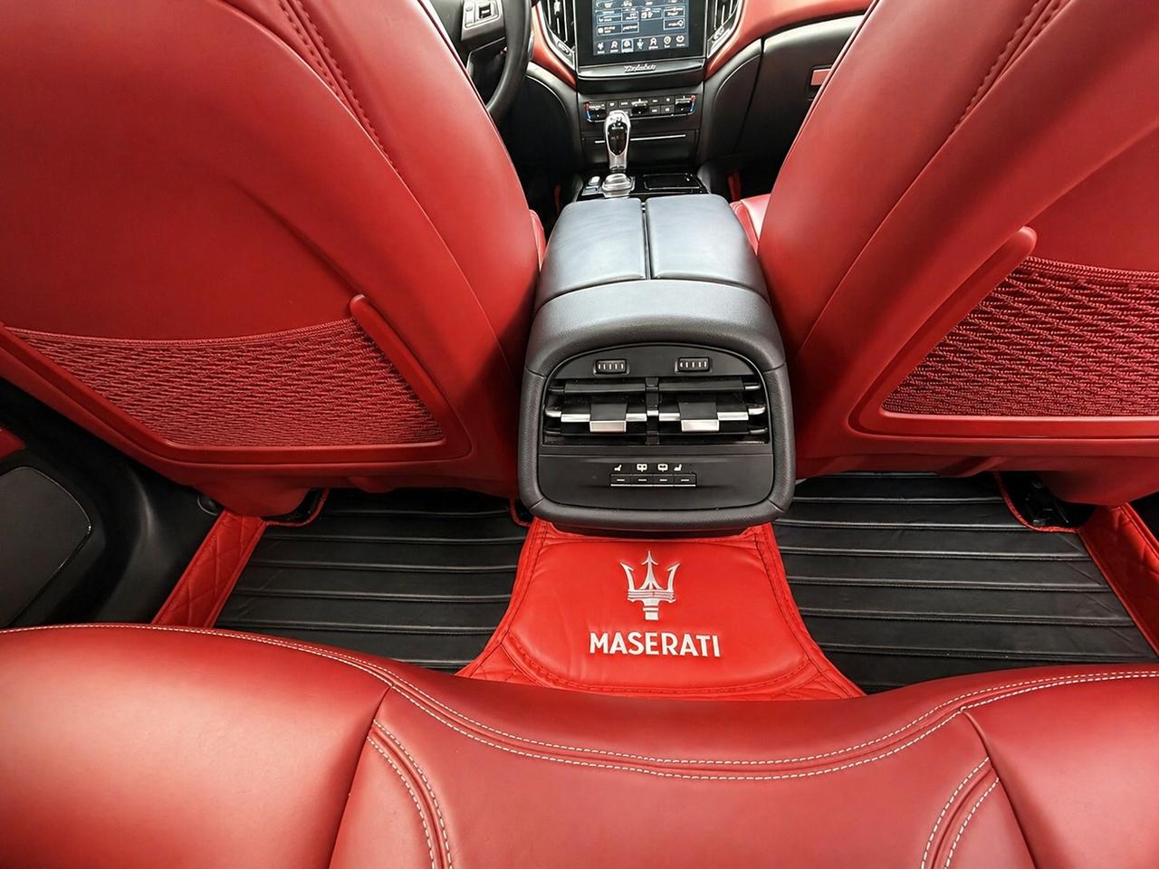 2018 Maserati Ghibli S Q4 GranLusso Photo
