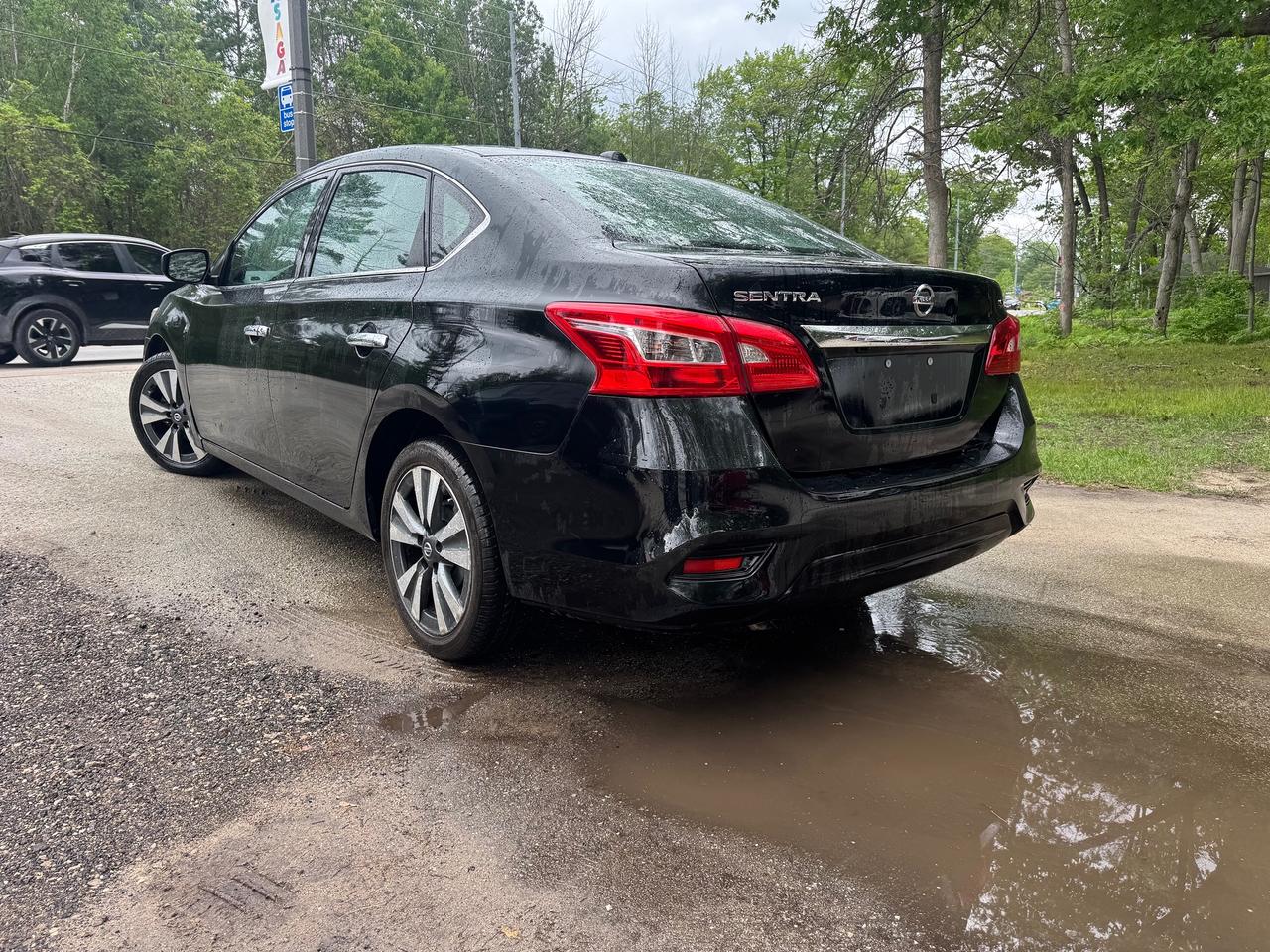 2018 Nissan Sentra S Photo