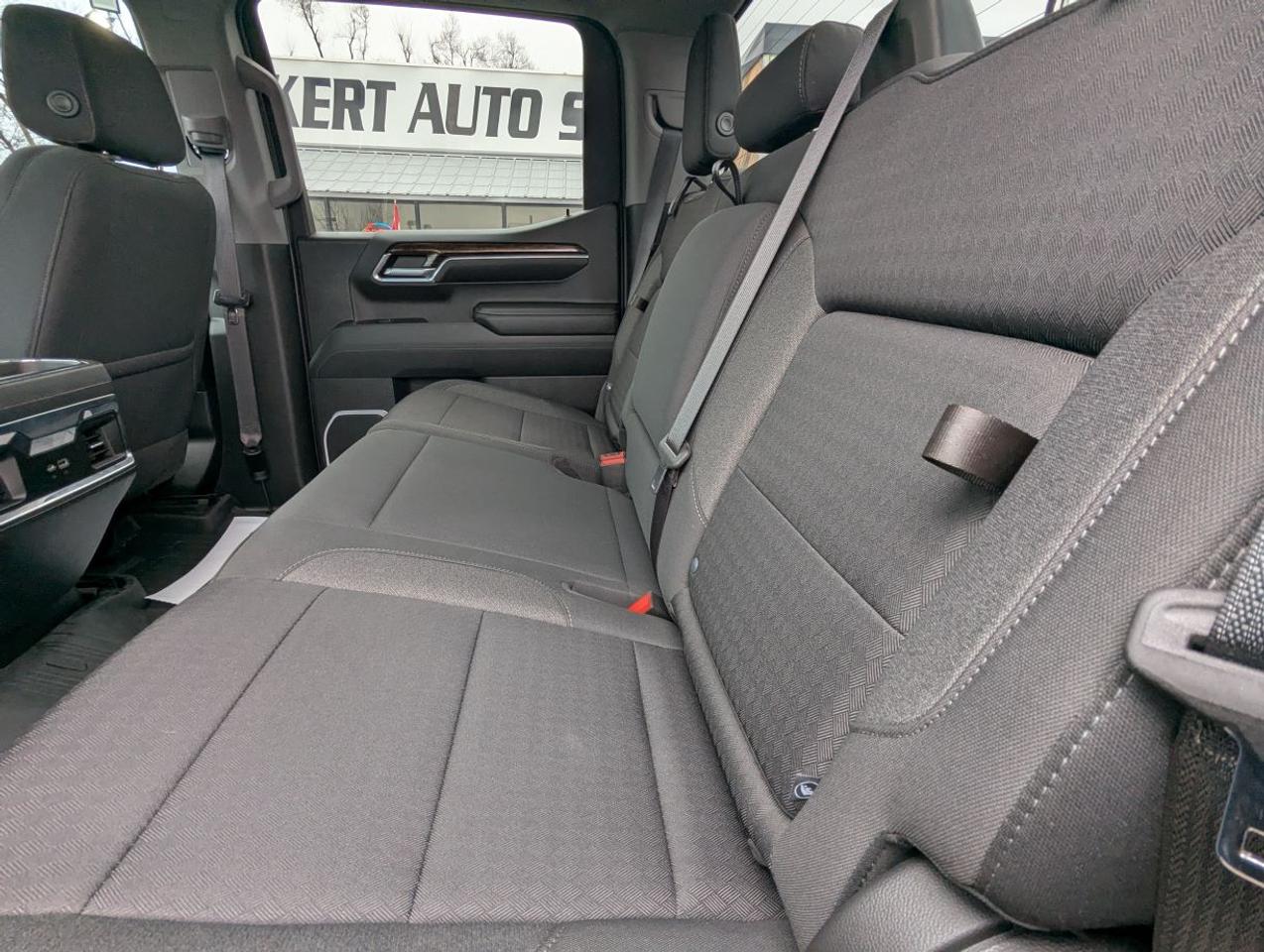 2022 GMC Sierra 1500 Elevation WITH ONLY 50,000 KMS!! Photo