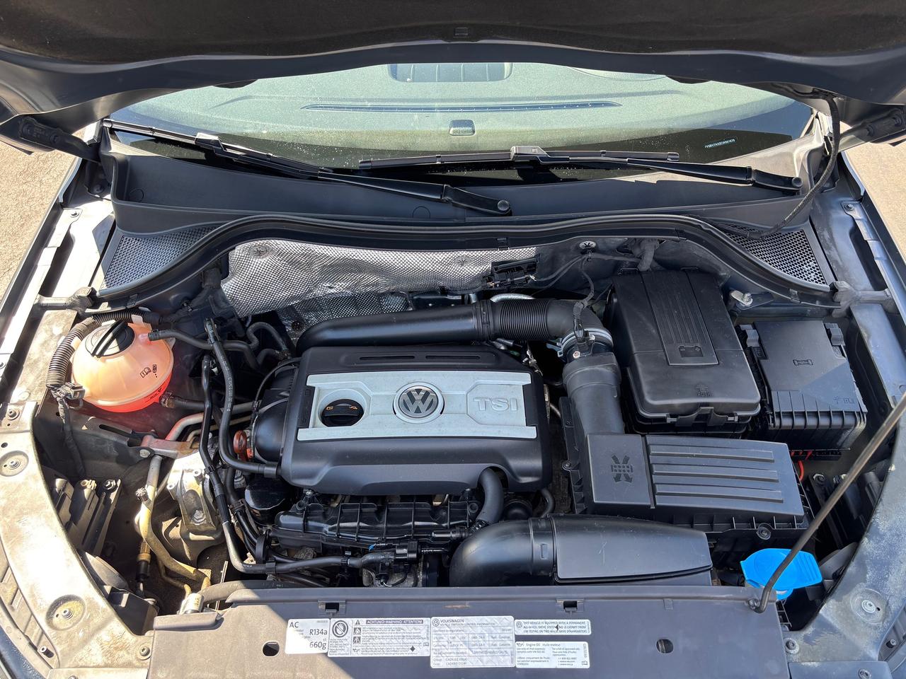 2012 Volkswagen Tiguan COMFORTLINE Photo