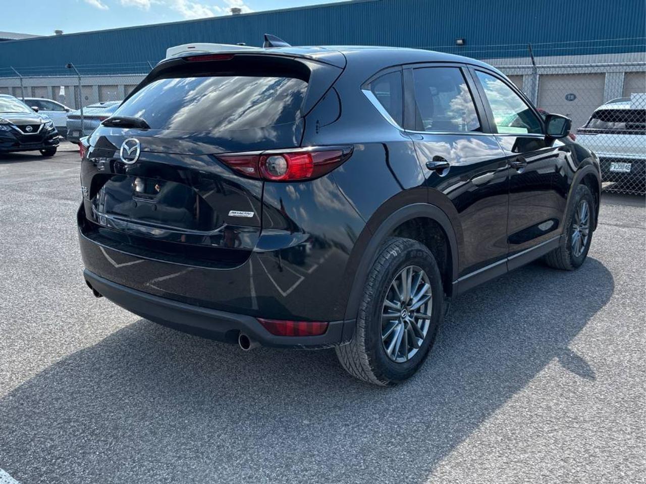 2017 Mazda CX-5 GS AWD, HEATED SEATS/STEERING WHEEL, BACK-UP CAM!! - Photo #12