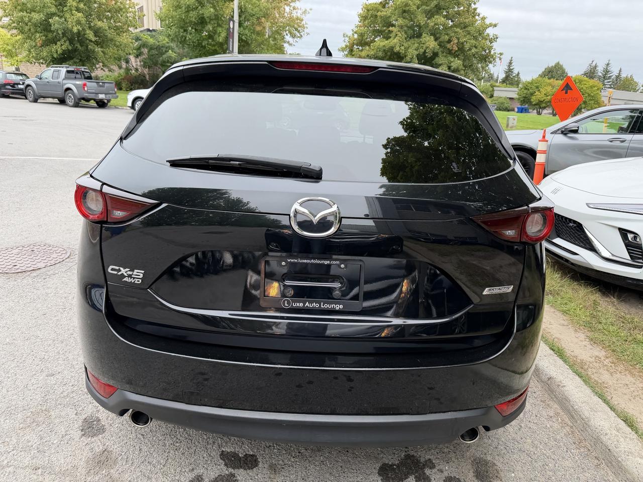 2017 Mazda CX-5 GS AWD, HEATED SEATS/STEERING WHEEL, BACK-UP CAM!! Photo