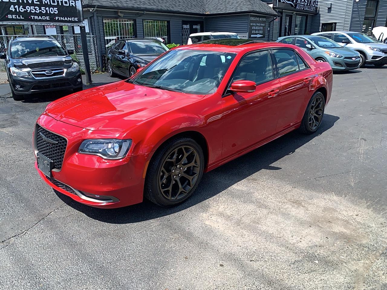 Used 2016 Chrysler 300 300S/ LOW KM / SUPER CLEAN / LOADED / ICE COLD AC for sale in Scarborough, ON