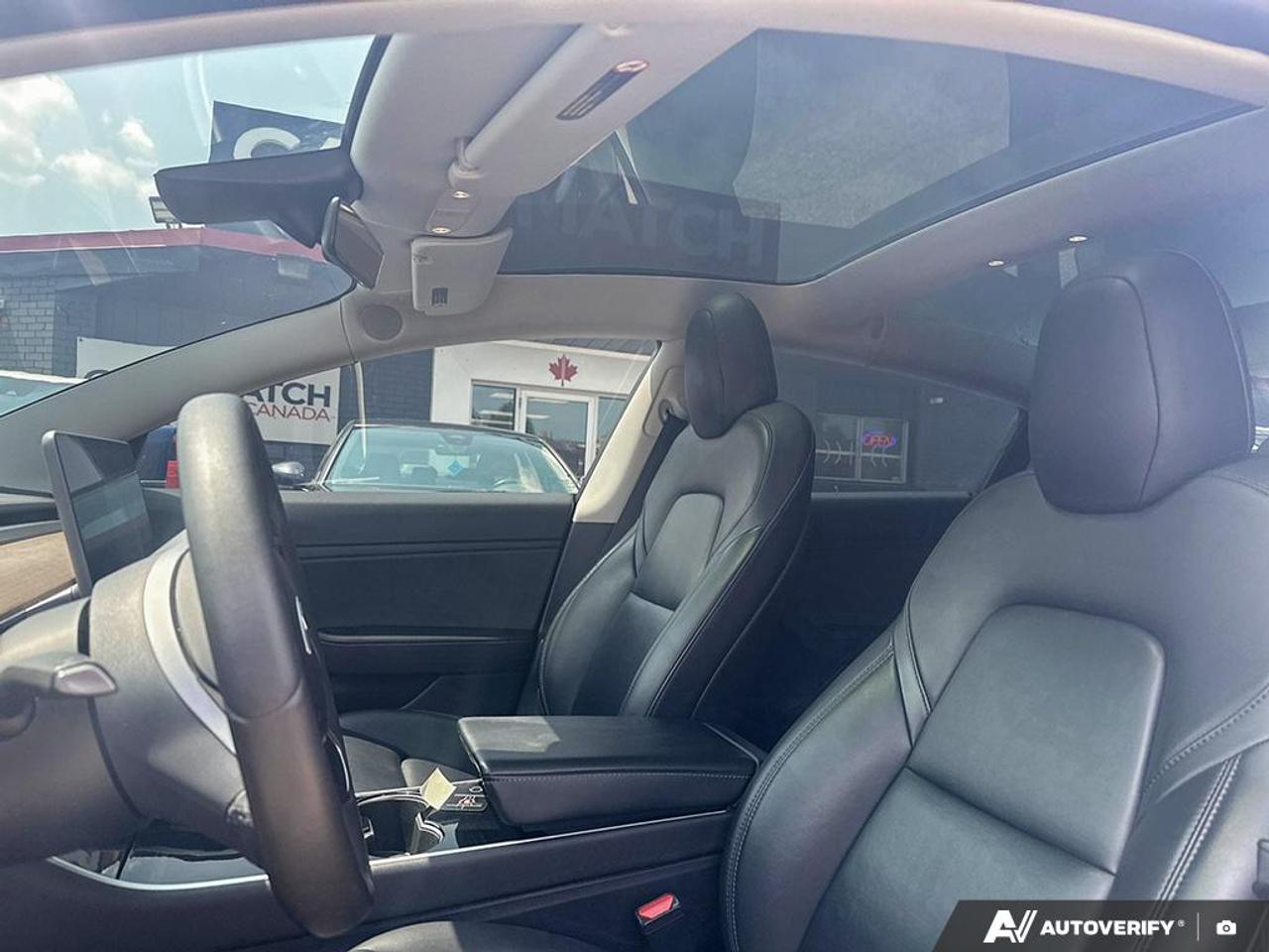 2020 Tesla Model 3 PERFORMANCE / NO ACCIDENTS / AWD / NAV / MOONROOF Photo