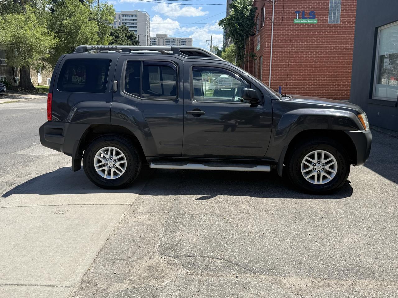 2015 Nissan Xterra S Photo