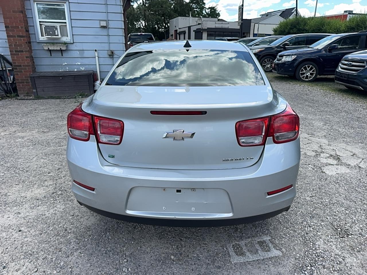 2014 Chevrolet Malibu LS Photo