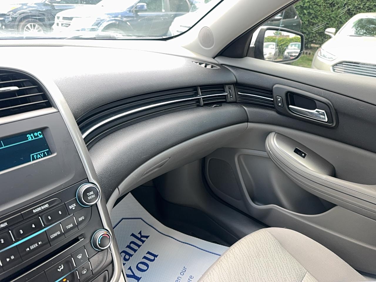 2014 Chevrolet Malibu LS Photo