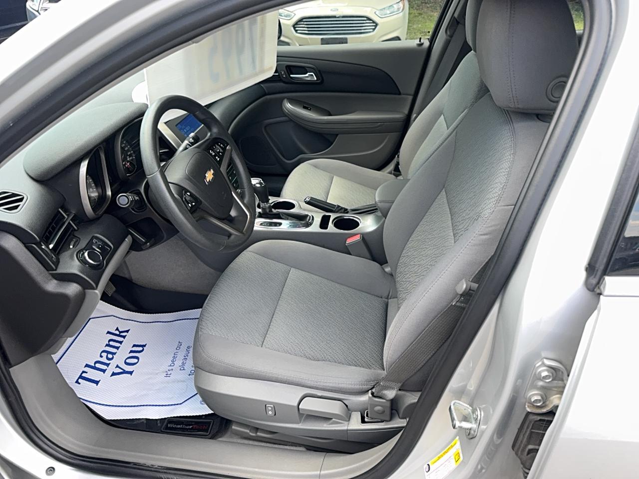 2014 Chevrolet Malibu LS Photo