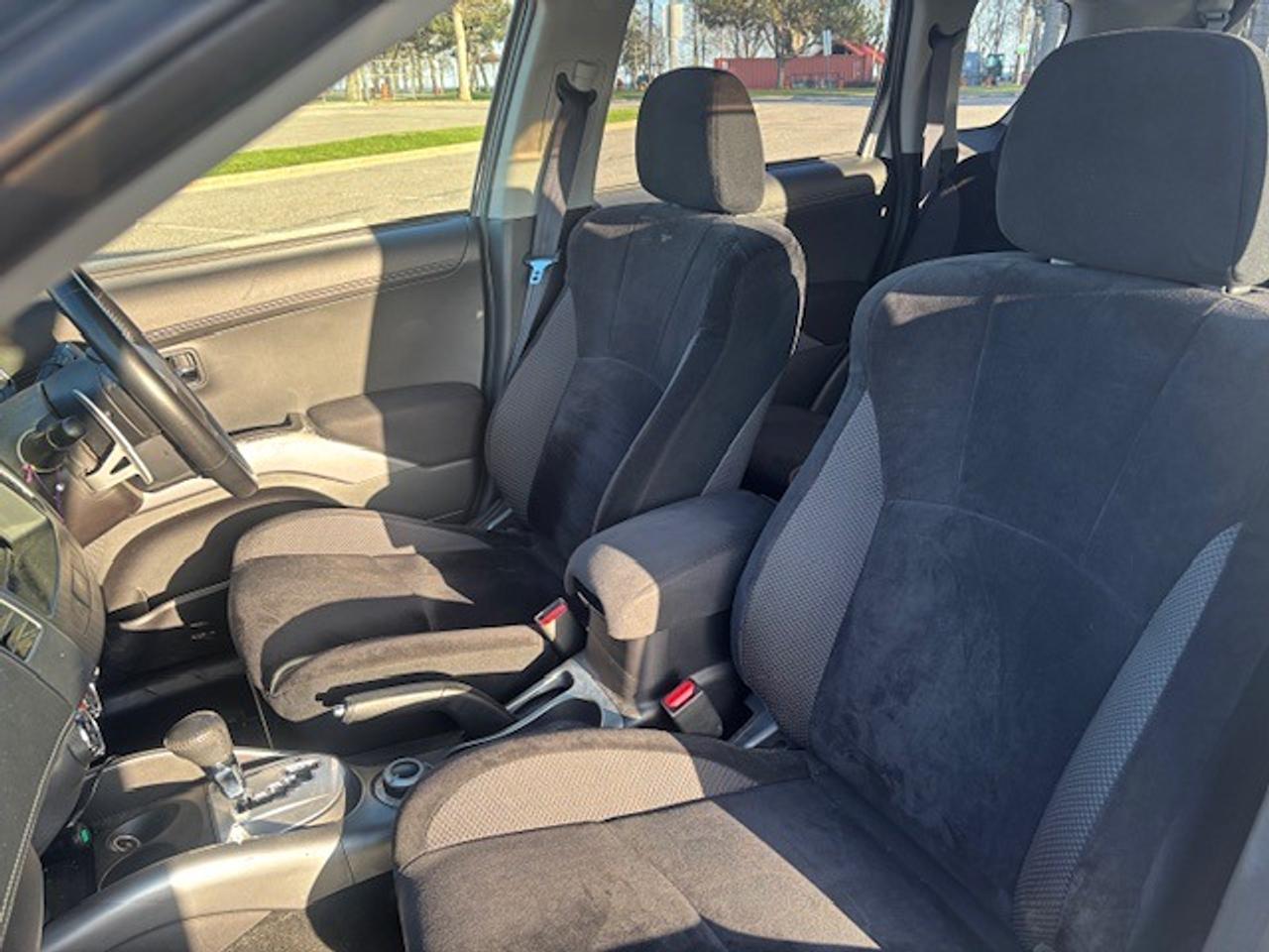 2010 Mitsubishi Outlander Right Hand Drive Photo