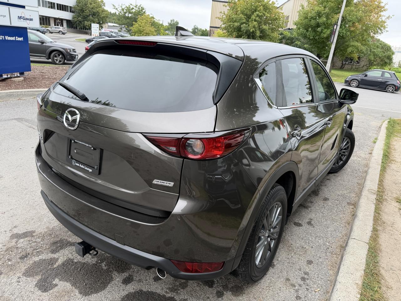 2018 Mazda CX-5 GS AWD, LEATHER, HEATED SEATS/WHEEL & MORE!!! Photo