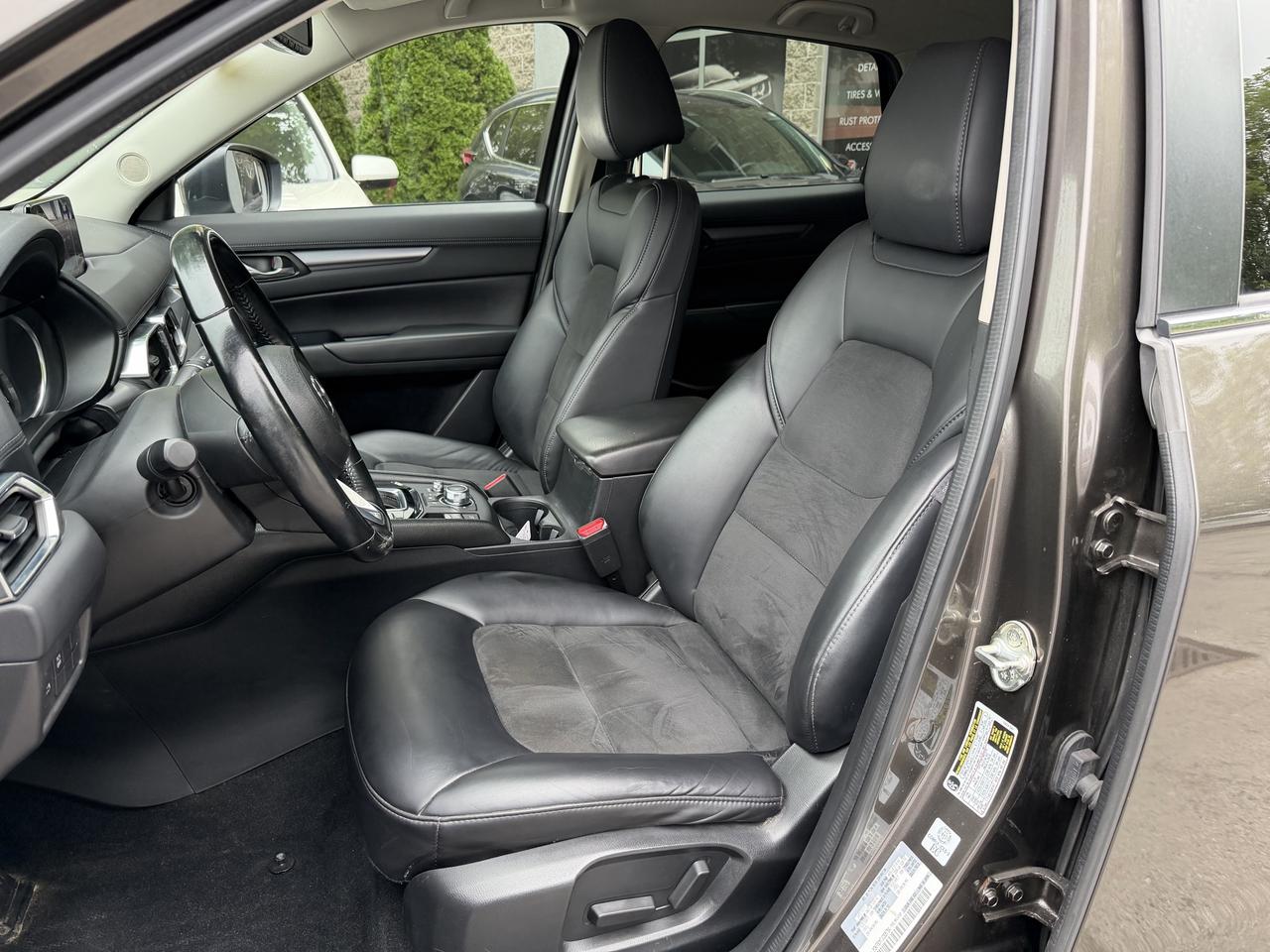 2018 Mazda CX-5 GS AWD, LEATHER, HEATED SEATS/WHEEL & MORE!!! - Photo #21