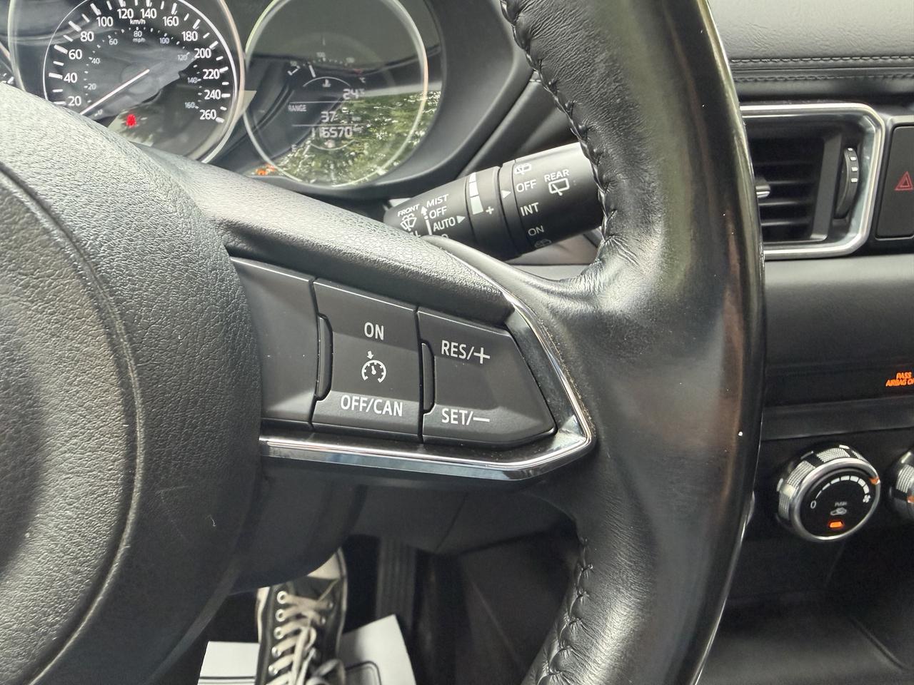 2018 Mazda CX-5 GS AWD, LEATHER, HEATED SEATS/WHEEL & MORE!!! - Photo #26
