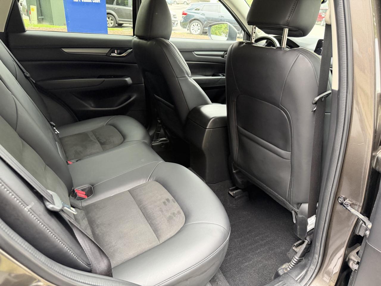 2018 Mazda CX-5 GS AWD, LEATHER, HEATED SEATS/WHEEL & MORE!!! - Photo #40
