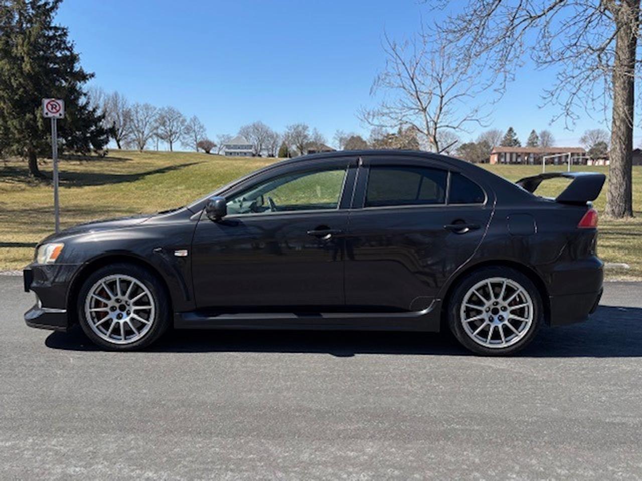 2005 Mitsubishi Lancer Evolution RHD Photo