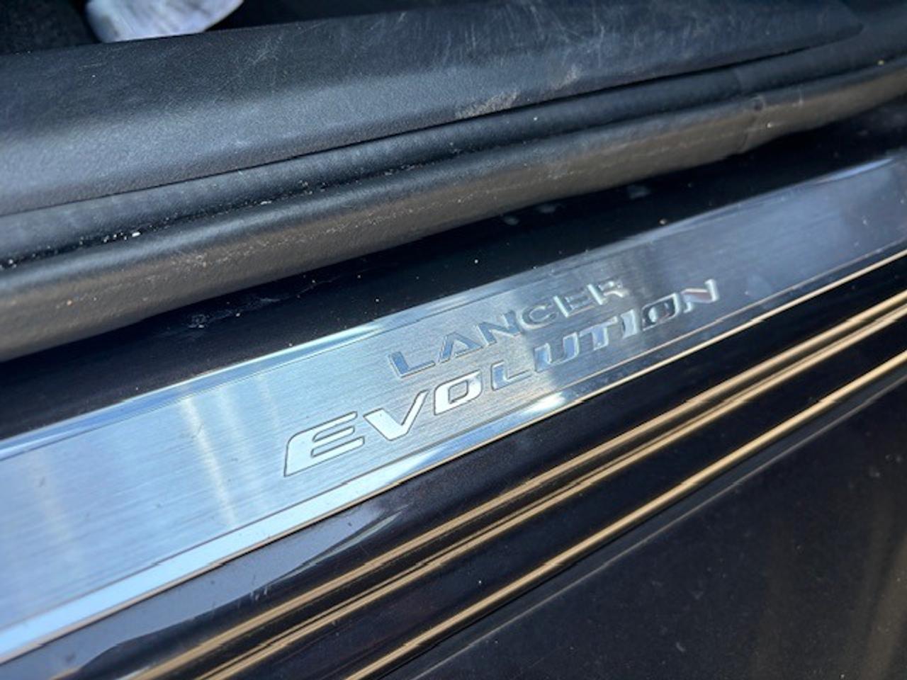 2005 Mitsubishi Lancer Evolution RHD Photo