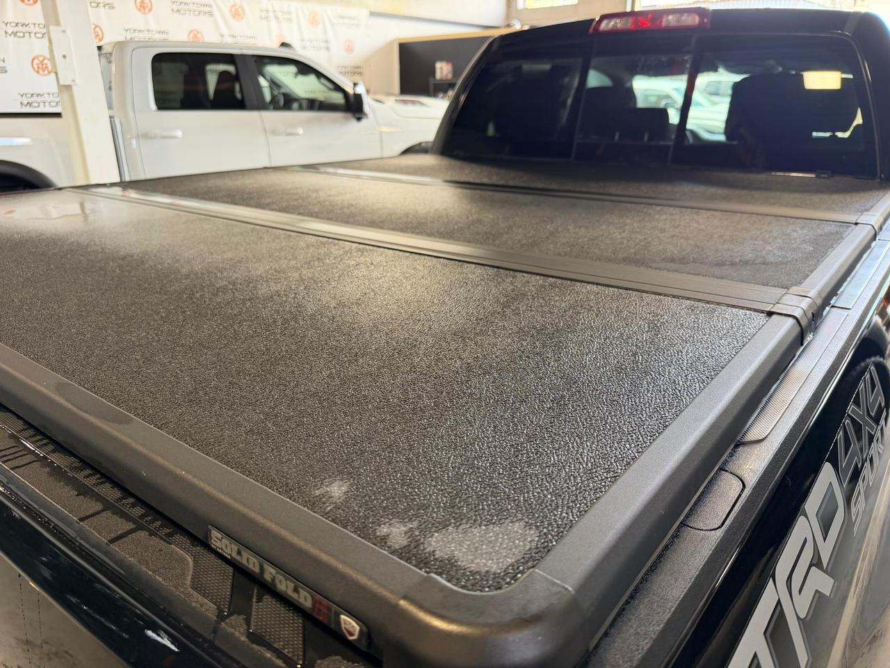 2018 Toyota Tundra 4x4 Double Cab 5.7L Photo
