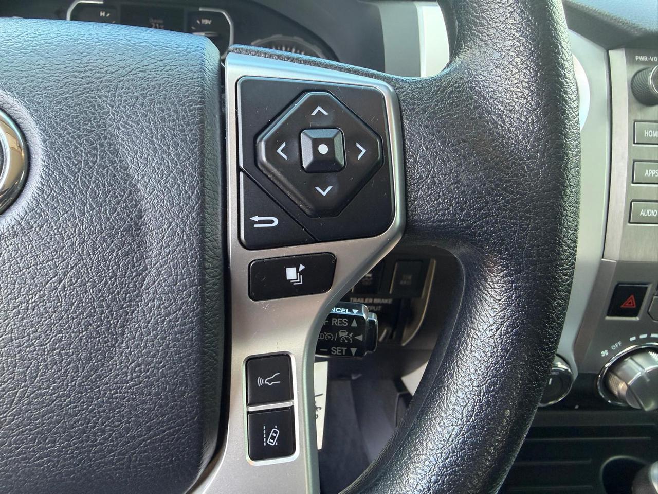 2018 Toyota Tundra 4x4 Double Cab 5.7L Photo