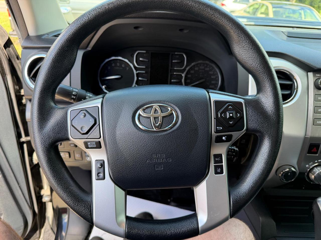 2018 Toyota Tundra 4x4 Double Cab 5.7L Photo
