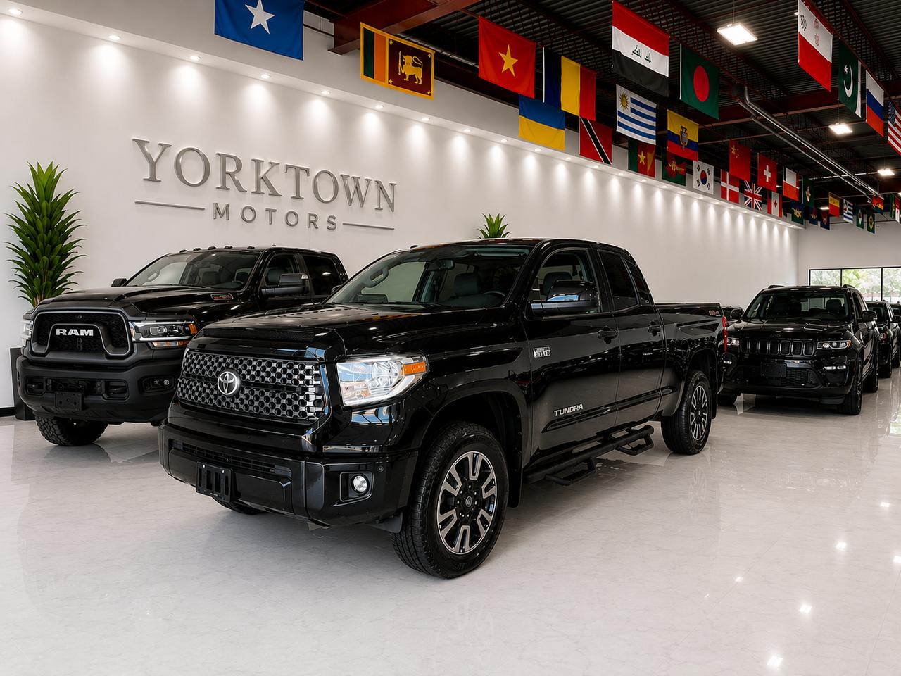 2018 Toyota Tundra 4x4 Double Cab 5.7L Photo0
