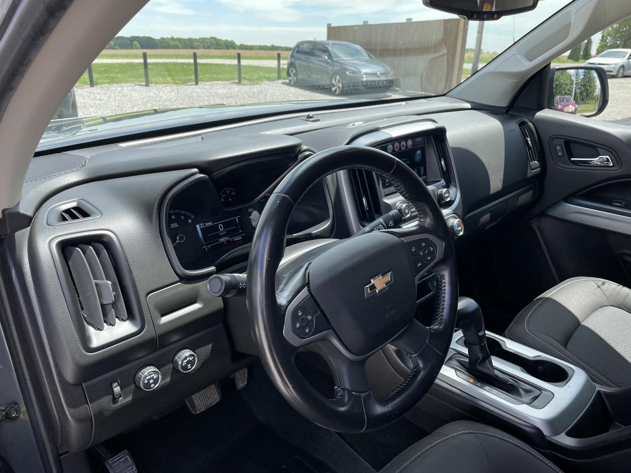 2017 Chevrolet Colorado LT ~CREW CAB~V6~HEATED SEATS~ Photo