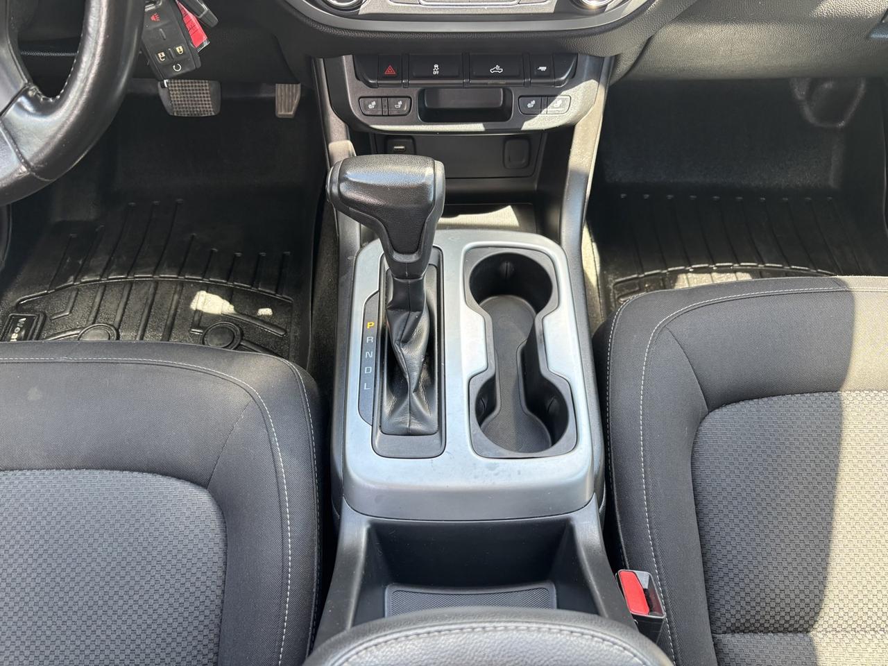 2017 Chevrolet Colorado LT ~CREW CAB~V6~HEATED SEATS~ Photo