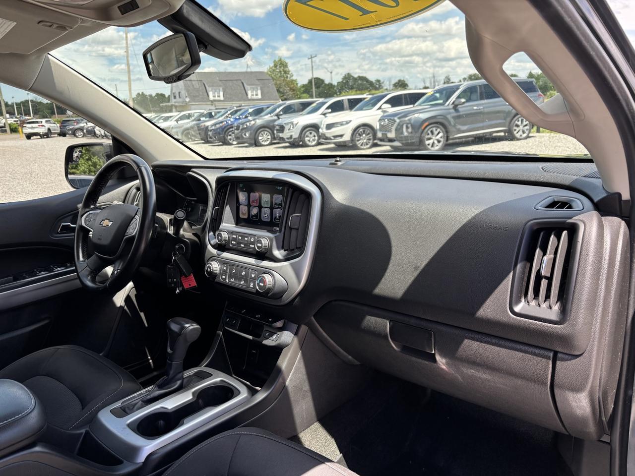 2017 Chevrolet Colorado LT ~CREW CAB~V6~HEATED SEATS~ Photo