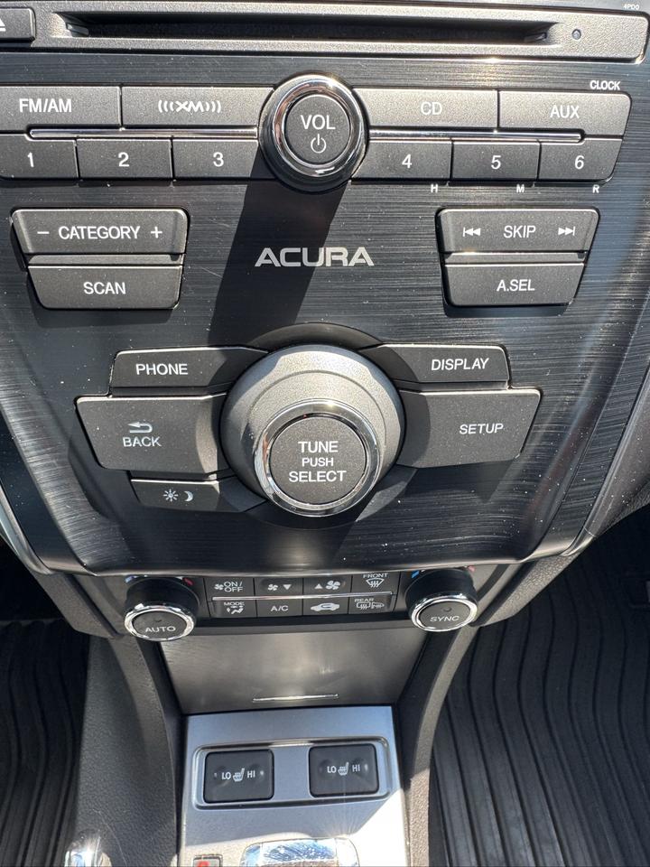 2013 Acura ILX Premium Pkg Photo