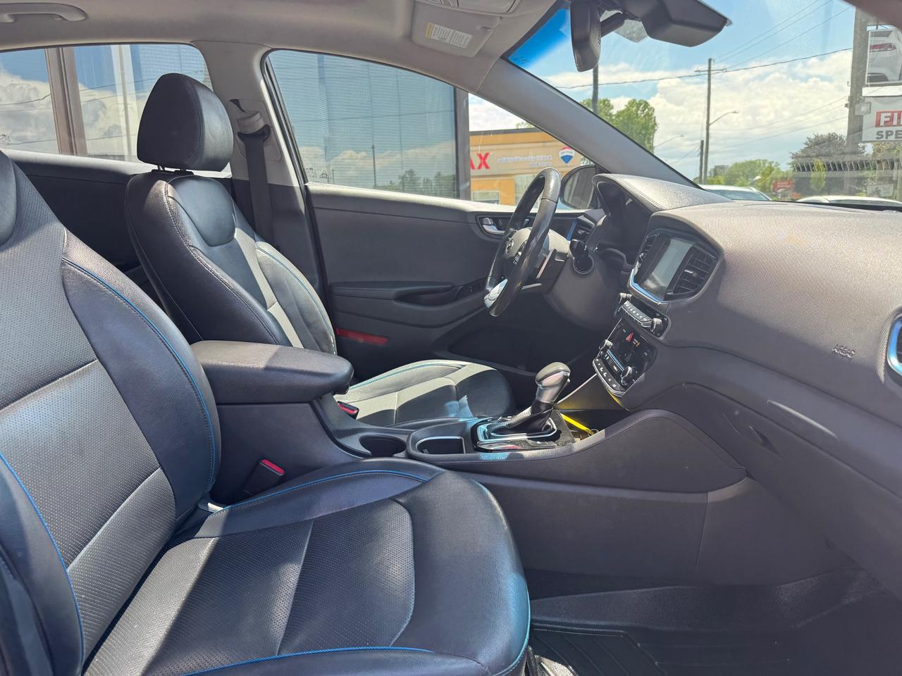 2018 Hyundai IONIQ Plug-In Hybrid Limited PHEV | LOADED | ONE OWNER | ACCIDENT FREE Photo