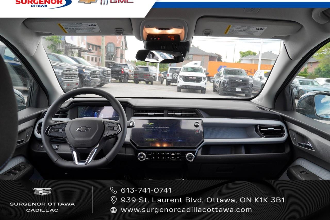 2027 Chevrolet Bolt FWD 4dr LT Photo