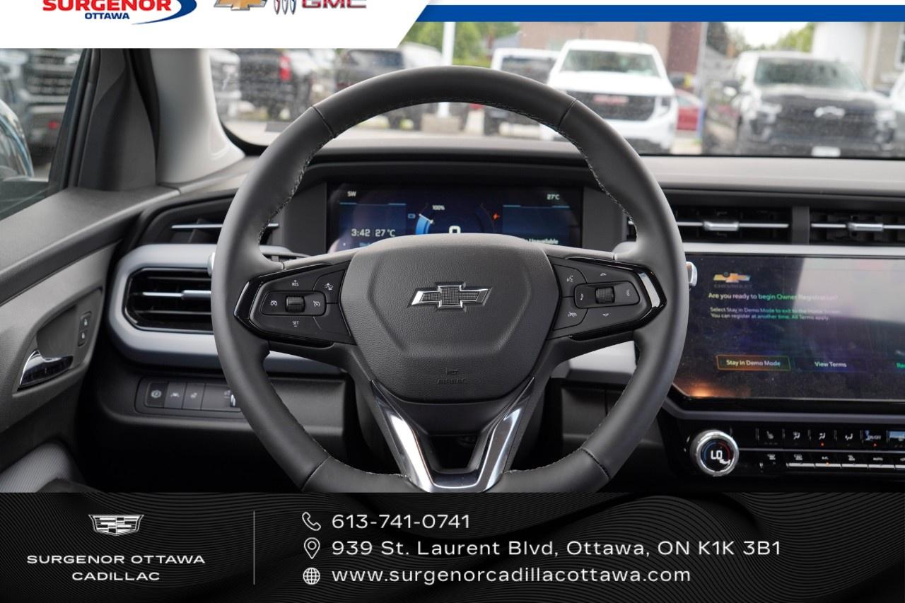 2027 Chevrolet Bolt FWD 4dr LT Photo