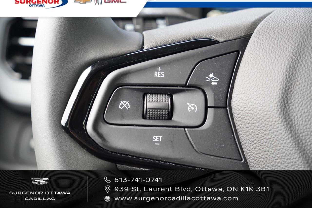 2027 Chevrolet Bolt FWD 4dr LT Photo
