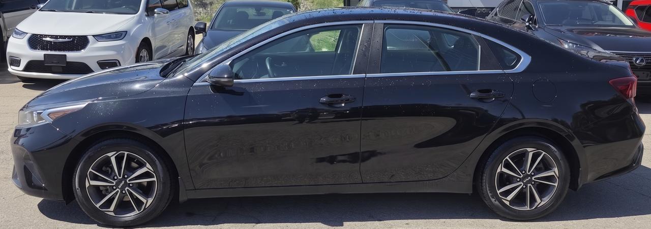 2022 Kia Forte EX / NO ACCIDENTS / BLINDSPOT / HTD STEERING Photo