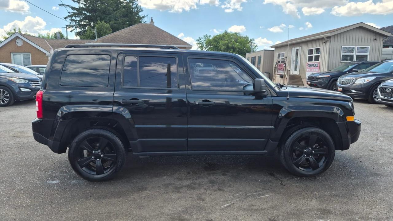 2015 Jeep Patriot ALTITUDE, 4X4, ALLOYS, RUNS WELL, AS IS SPECIAL Photo