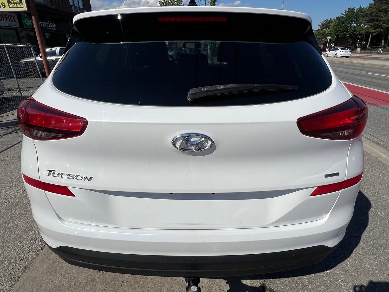 2020 Hyundai Tucson LEATHER-SUNROOF-BACK CAM- BLUETOOTH & MORE! Photo