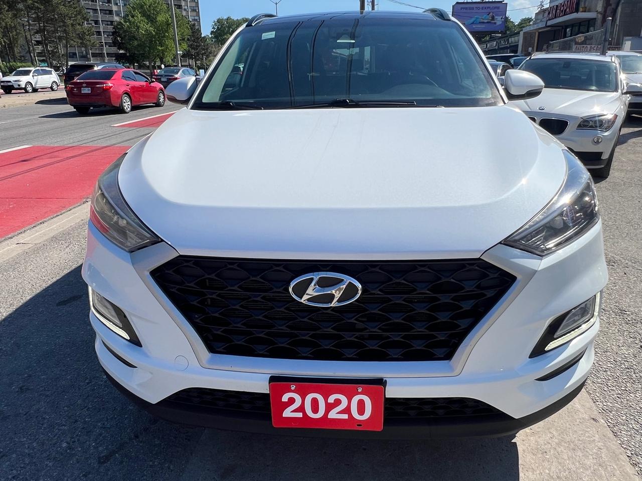 2020 Hyundai Tucson LEATHER-SUNROOF-BACK CAM- BLUETOOTH & MORE! Photo